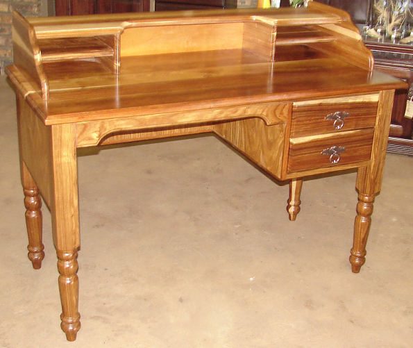 WRITING-TABLE-TURNED LEG-Kiaat