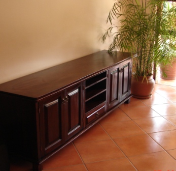 PLASMA-Basil-Block-Feet-