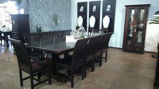 CATALAN-TABLE-NOLTE-DINING-CHAIRS-2-