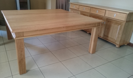 JUSTINE-TABLE-Oak