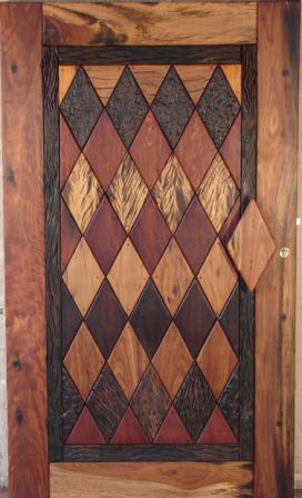 DIAMOND-SLEEPER-DOOR