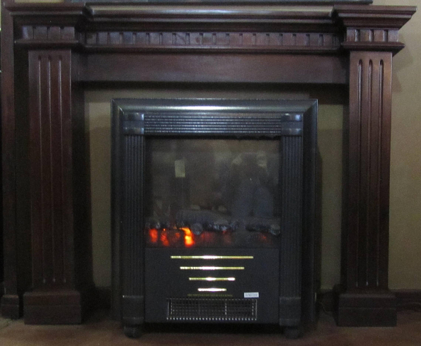 MANTELPIECE-ROSETTE-FLUTE-TRIM