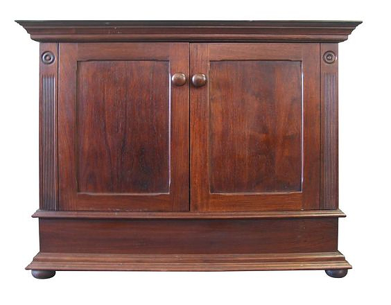 CREDENZA-LAMPUNG-2-DOOR