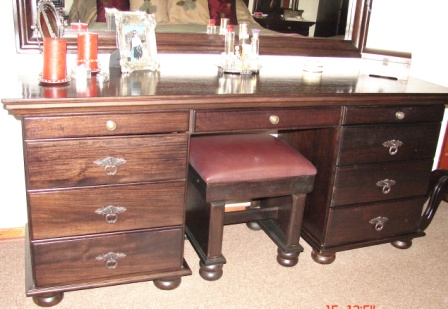 CHARLES-DRESSING-TABLE-2